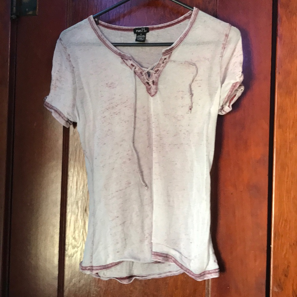 Maroon tee